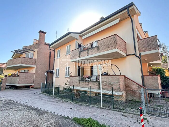 Appartamento trilocale in vendita in Via Senio, Cervia