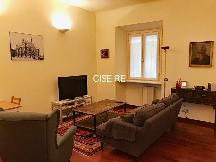 Appartamento trilocale in affitto in Viale Piave, Milano