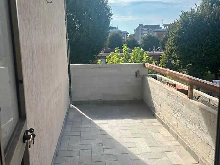 Appartamento con 6 locali in vendita in Viareggio