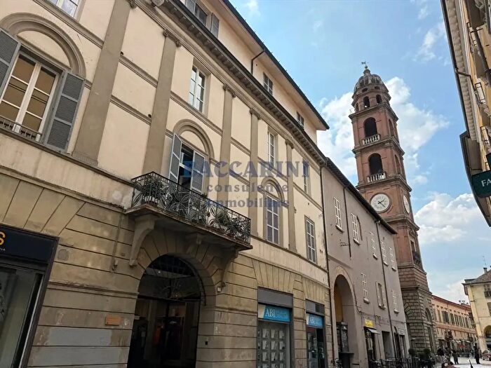 Appartamento bilocale in vendita in Piazza Martiri della Liberta, Faenza
