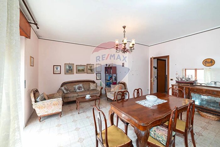 Appartamento con 5 locali in vendita in Via XXV Aprile, Augusta