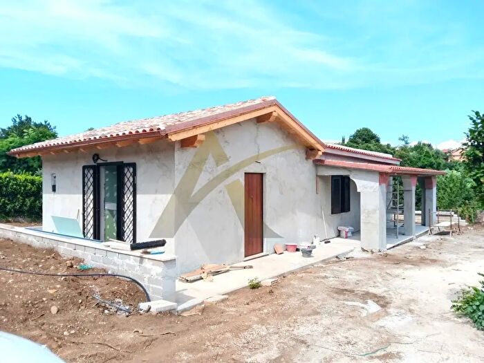 Casa trilocale in vendita in Velletri