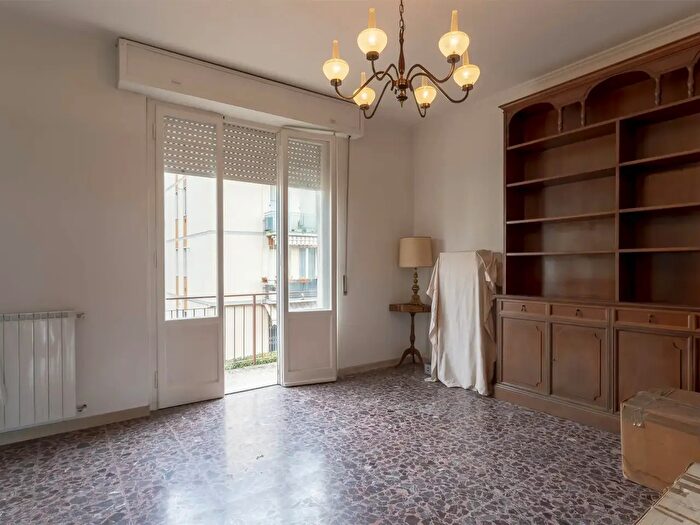 Appartamento quadrilocale in affitto in Via De Vespucci, Firenze