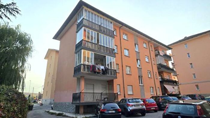 Appartamento trilocale in vendita in Via Giulio Brocherel, Aosta