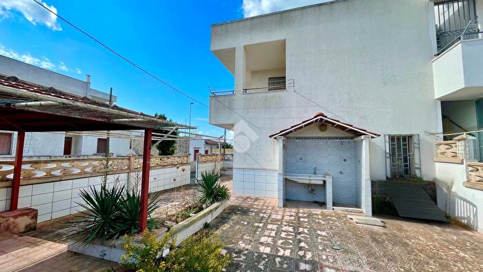 Casa trilocale in vendita in Via Vivaldi, Ugento