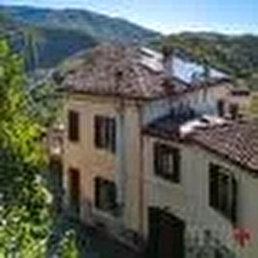 Appartamento in vendita in Piazza della Vittoria Rocca Sinibalda Ri Italia, Rocca Sinibalda