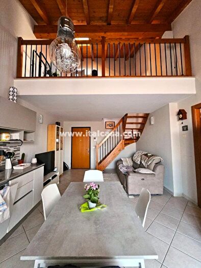 Appartamento quadrilocale in vendita in Via Einaudi, Curtatone