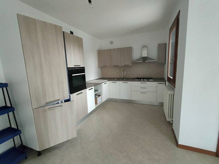 Appartamento quadrilocale in affitto in Centro, Thiene