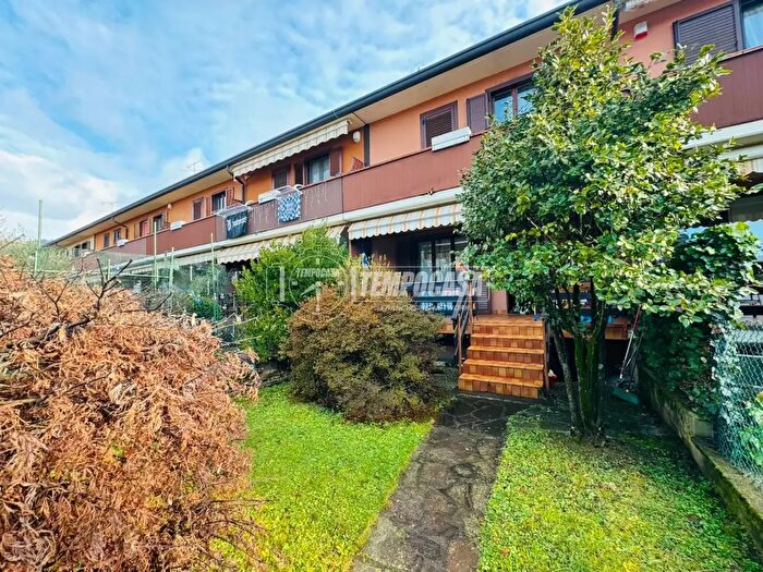 Casa con 5 locali in vendita in San Fermo Della Battaglia