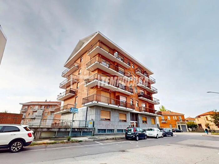 Appartamento trilocale in vendita in Via Montenero, Moncalieri