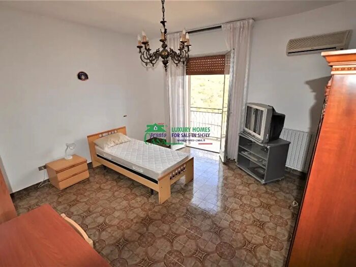 Appartamento quadrilocale in vendita in Ragusa