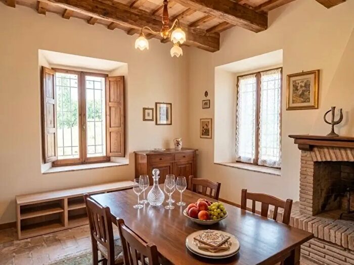 Casa con 5 locali in vendita in Via Monte Trebbio, Dovadola