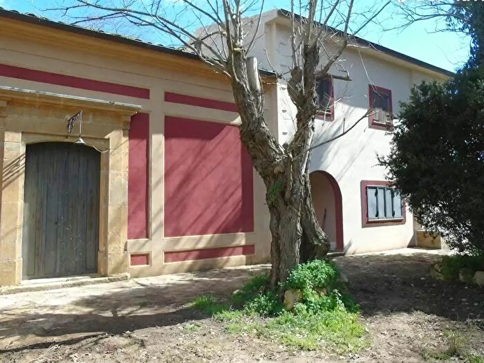 Casa con 10 locali in affitto in Scarante, Piazza Armerina