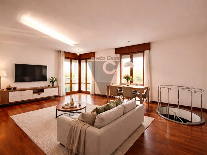 Appartamento quadrilocale in vendita in Via Arturo Toscanini, Mirano