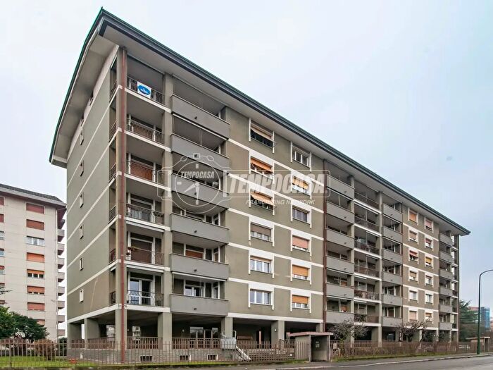 Appartamento quadrilocale in vendita in Via Bolivia, Paderno Dugnano