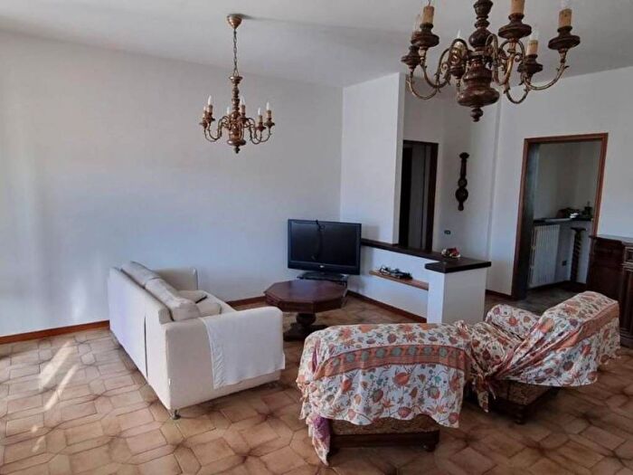 Appartamento con 5 locali in affitto in Via Piero Gobetti Madonna dell'Acqua, Parco San Rossore Madonna dell'Acqua, San Giuliano Terme