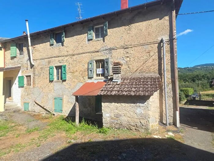 Casa con 6 locali in vendita in Castiglione Dei Pepoli