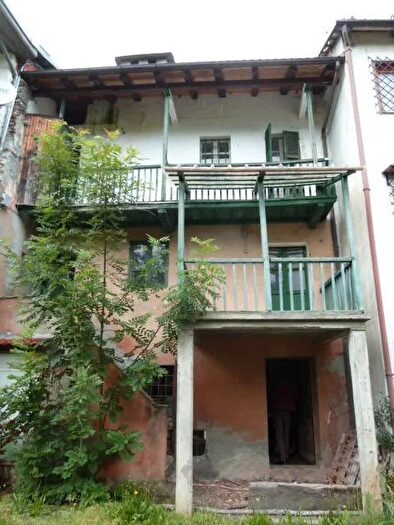 Casa quadrilocale in vendita in Frazione Chiaberge Viu, Viu