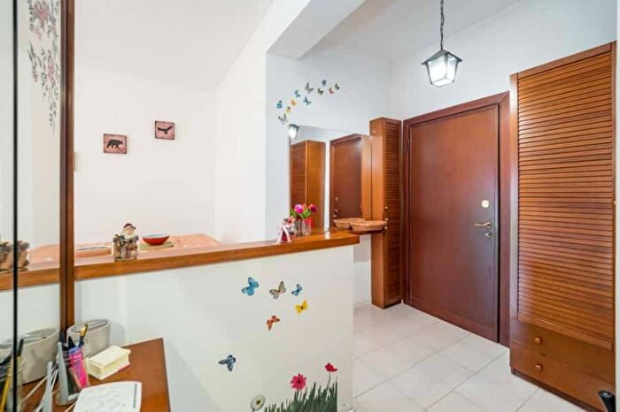 Appartamento trilocale in affitto in Via Privata Flumendosa, Crescenzago, Milano