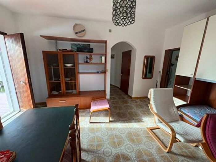 Appartamento trilocale in vendita in Via Imperiali, Comacchio