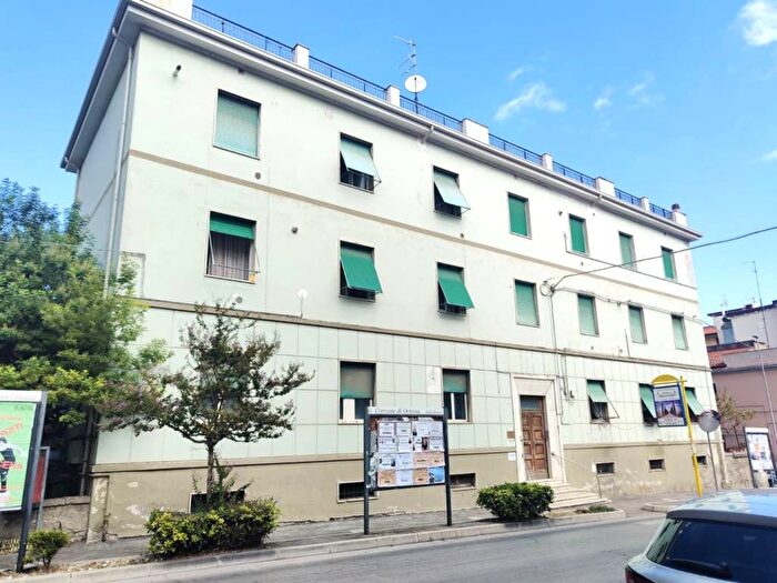 Appartamento trilocale in affitto in Via Monte Maiella, Centro, Ortona