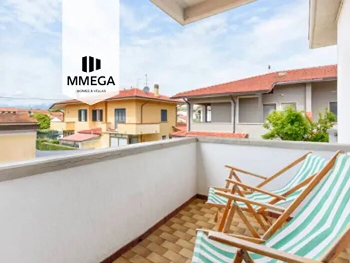 Appartamento trilocale in vendita in Via Amerigo Vespucci Torre del Lago, Viareggio