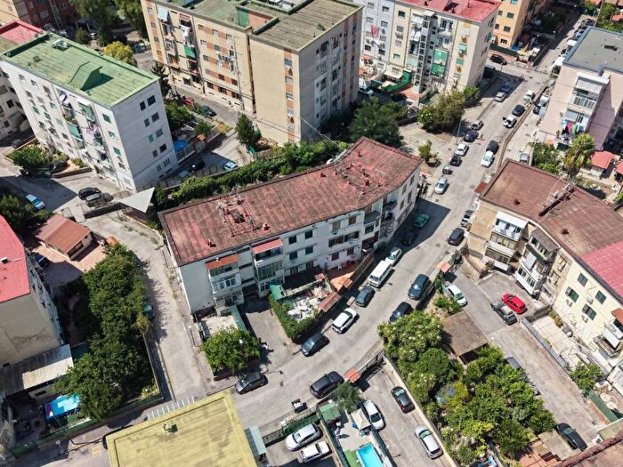 Appartamento quadrilocale in vendita in Via Daniele Manin, Fuorigrotta, Napoli