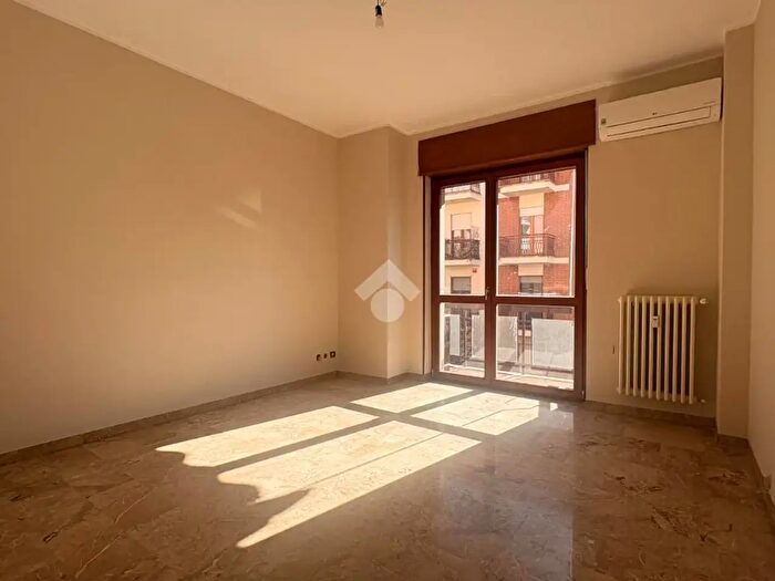 Appartamento con 5 locali in vendita in Via Conte Verde, Asti