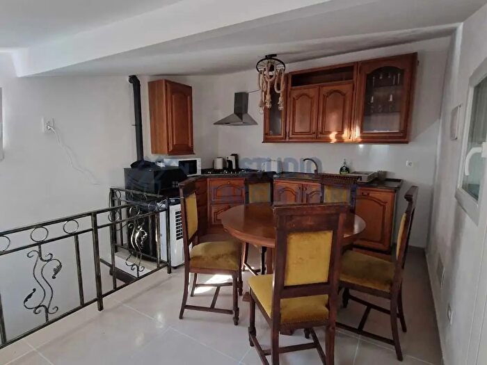 Casa quadrilocale in vendita in Via Armando Cane, Badalucco