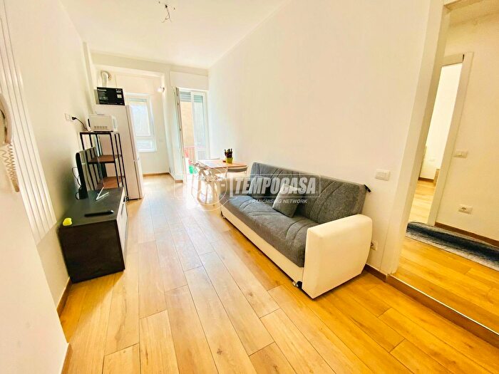 Appartamento quadrilocale in vendita in Via Venini Giulio E Corrado, Milano