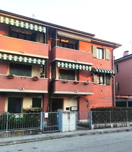 Appartamento trilocale in vendita in Via Luigi Gonzaga a, Guastalla