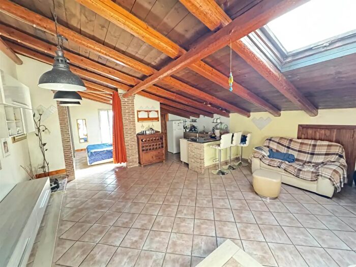 Appartamento bilocale in vendita in Via Morgioni, Valverde