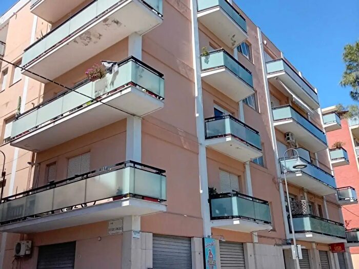 Appartamento con 5 locali in affitto in Pescara