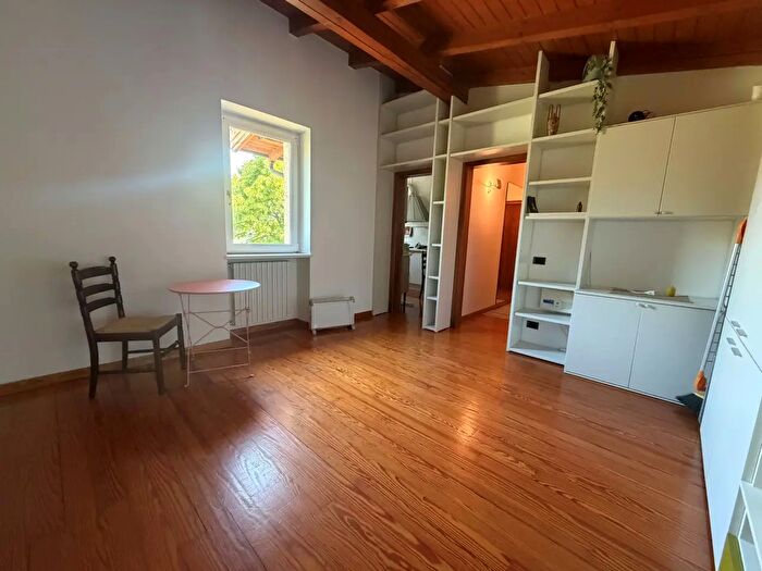 Appartamento trilocale in affitto in Pomarolo