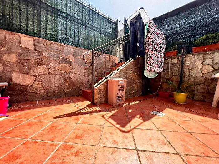 Appartamento bilocale in affitto in Via Miliscola, Arco Felice, Pozzuoli