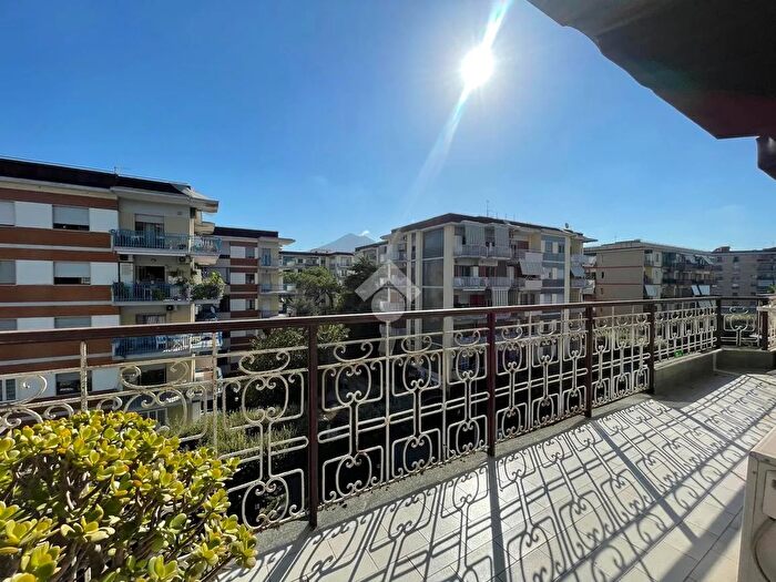 Appartamento quadrilocale in vendita in Via Alessandro Manzoni, San Giorgio A Cremano