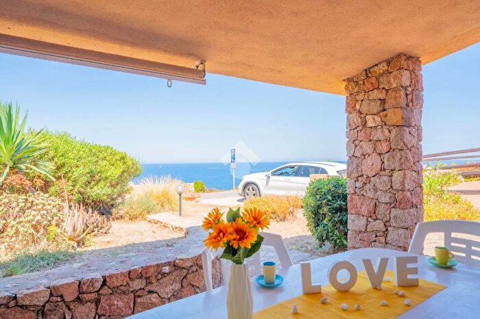 Appartamento trilocale in vendita in Via La Piana, Trinità dAgultu e Vignola