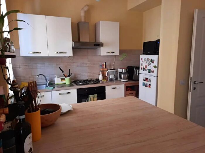 Appartamento quadrilocale in affitto in Modena