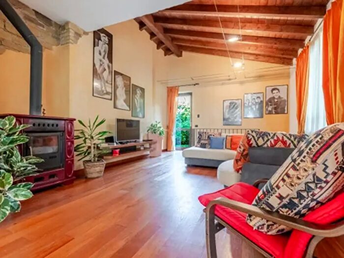 Appartamento in vendita in Via Vittorio Veneto, Vedano Olona