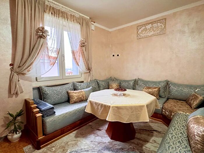 Appartamento bilocale in vendita in Via Carducci, Rogno