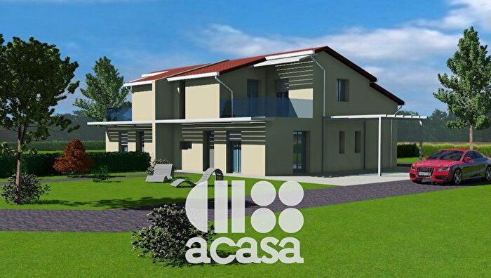 Casa con 5 locali in vendita in Cesena