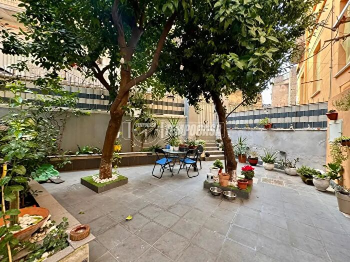 Appartamento bilocale in vendita in Via Silio Italico, Napoli