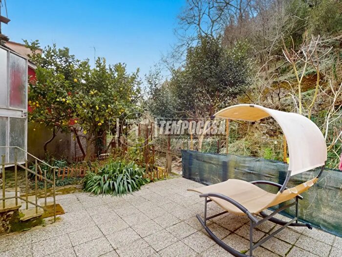 Appartamento quadrilocale in vendita in Sori