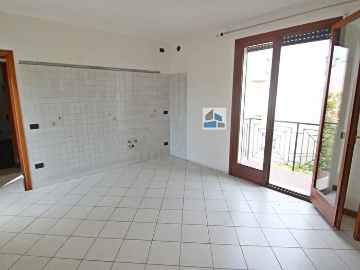 Appartamento bilocale in vendita in Via Mascagni, Salzano