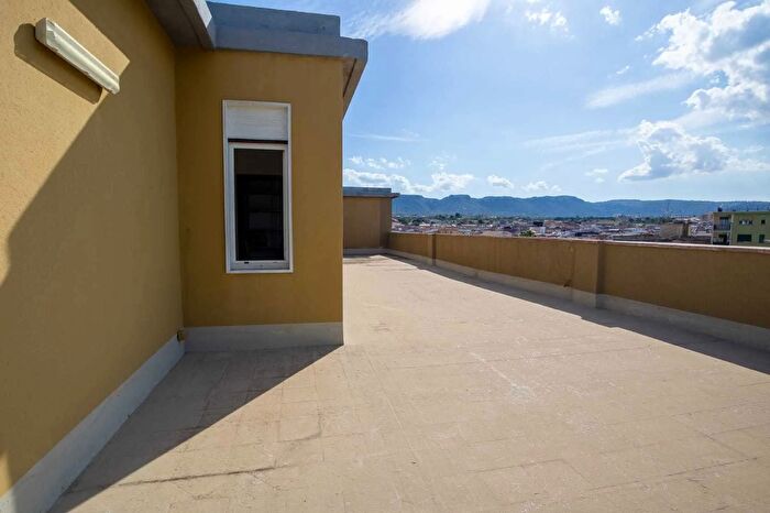 Appartamento con 5 locali in vendita in Via della Pentapoli, Priolo Gargallo