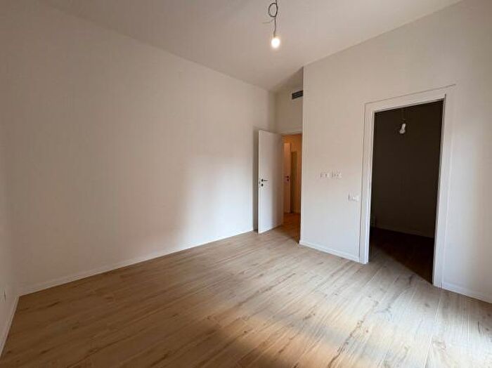 Appartamento quadrilocale in vendita in Via Francesco Maria Rezzi, Piacenza