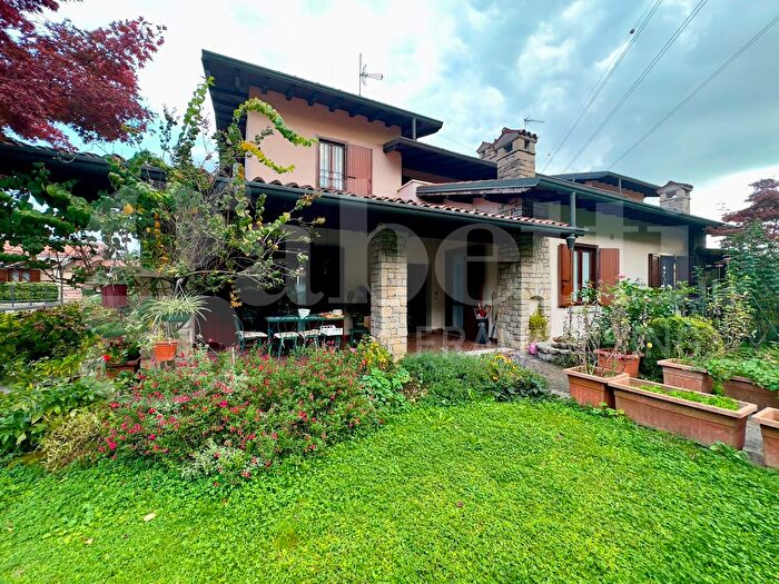 Casa con 5 locali in vendita in Brescia