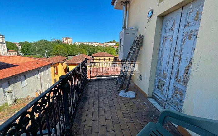 Appartamento trilocale in vendita in Via Torre del Popolo, Palazzolo SullOglio