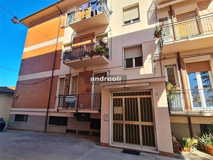 Appartamento con 5 locali in vendita in Staffolo