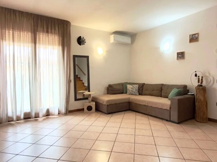 Casa con 5 locali in vendita in Via Roma, San Vendemiano